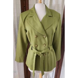 NYCC 2 pc Beautiful green skirt and jacket set, NWOT